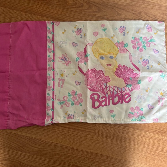 Barbie Pink and Cream Floral Doll Pillowcase - Picture 4 of 4